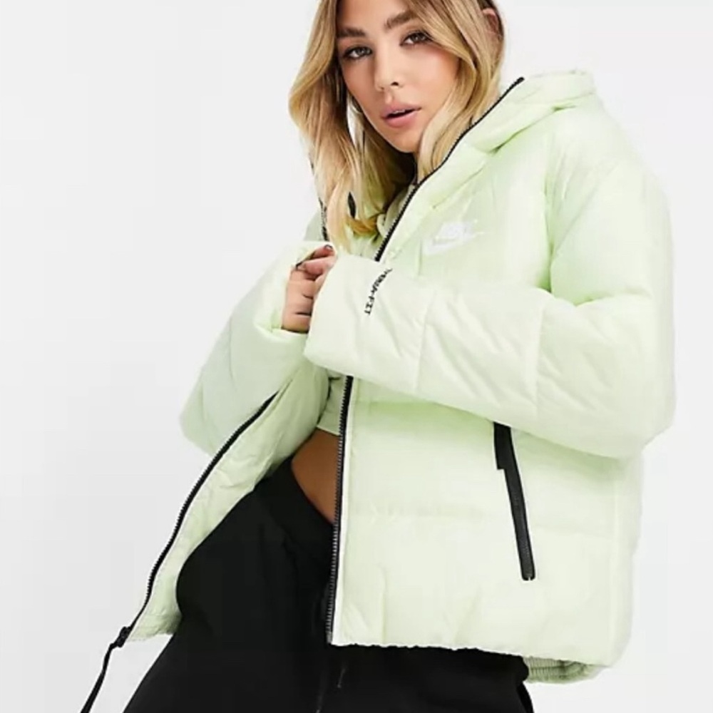 Nike Classic Padded Jacket with hood in lime green Size Small